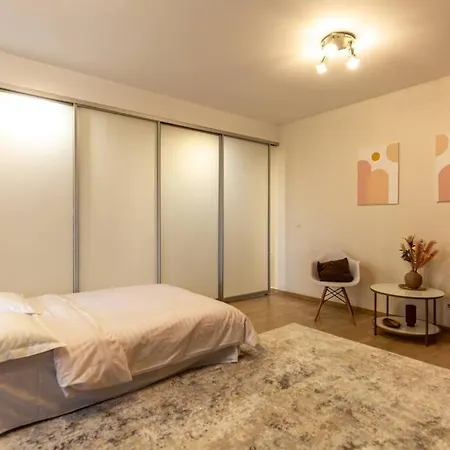 Apartment Mima Comfort, Free Guarded Private Parking And Gym