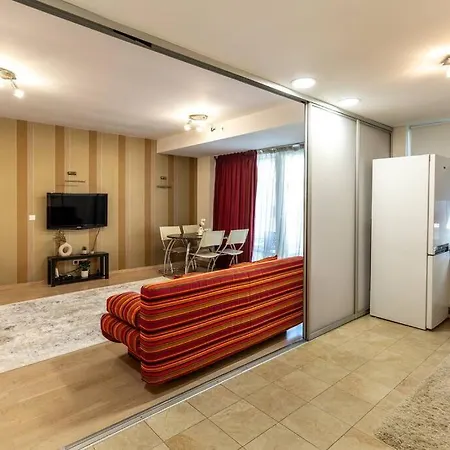 Mima Comfort, Free Guarded Private Parking And Gym