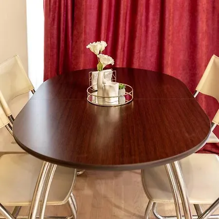 Appartement Mima Comfort, Free Guarded Private Parking And Gym *