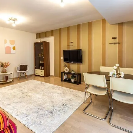 Apartmán Mima Comfort, Free Guarded Private Parking And Gym *