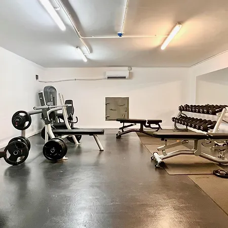 Mima Comfort, Free Guarded Private Parking And Gym Apartmán *