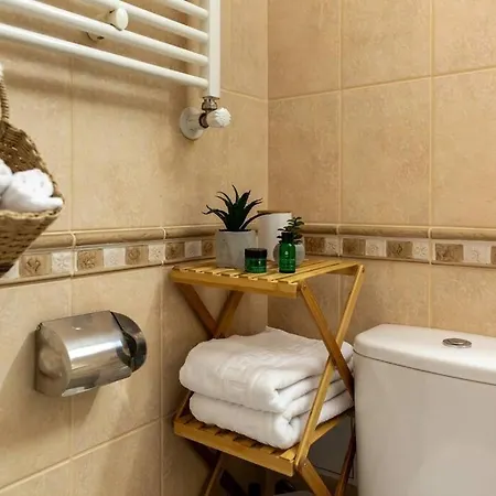 Apartment Mima Comfort, Free Guarded Private Parking And Gym *